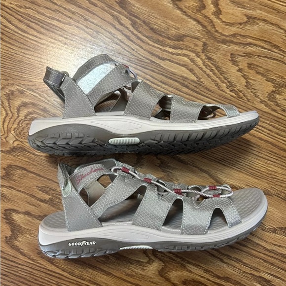 Skechers Lomell Women Size 8 Sandals Slingback Vegan Ripstop Upper - Picture 4 of 8